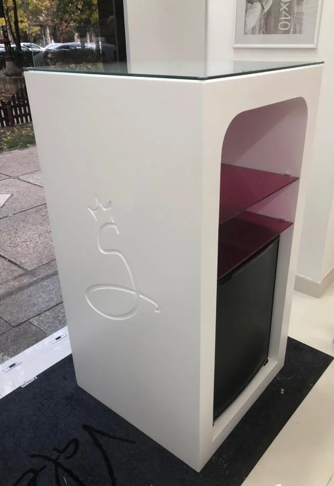 Mobilier personalizat produs de Lartek Grup — proiect