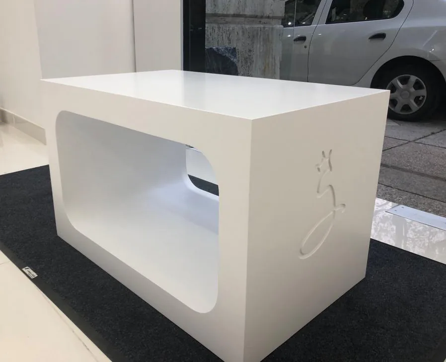 Mobilier personalizat produs de Lartek Grup — proiect