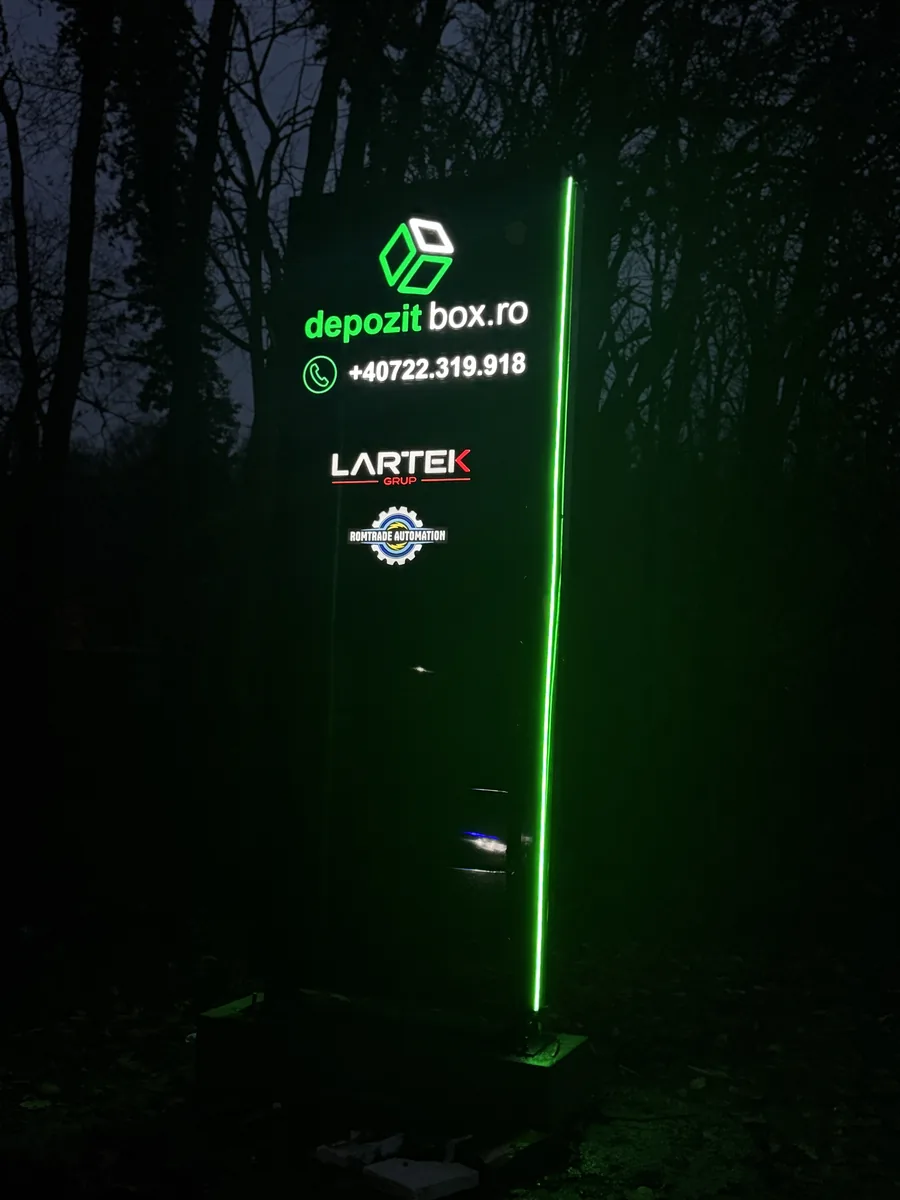Totem publicitar luminos — Lartek Grup — proiect